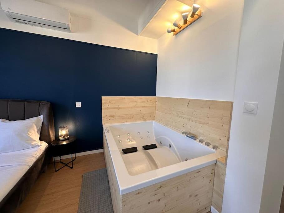 Appartement Britich 3d: Prive, Clim, Thermal/artem